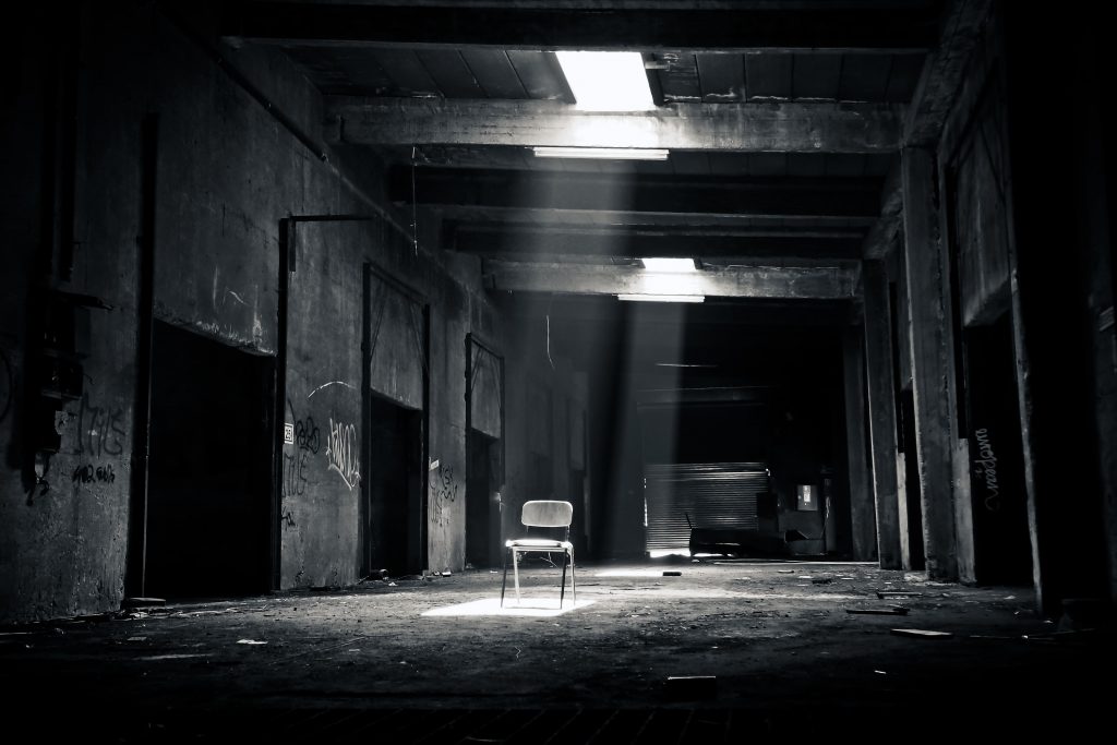 Dark post